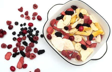 -1_0000_Premium quality organic freeze dried mixed fruits