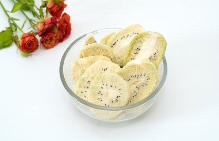 -1_0001_OEM Private Label  Freeze Dried kiwis  slice